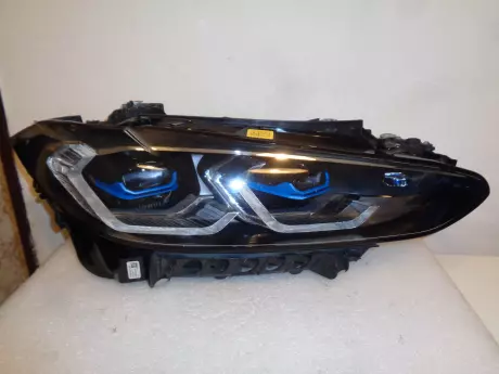 BMW 4 G22, G26, M3 G80 pravý světlo Laser