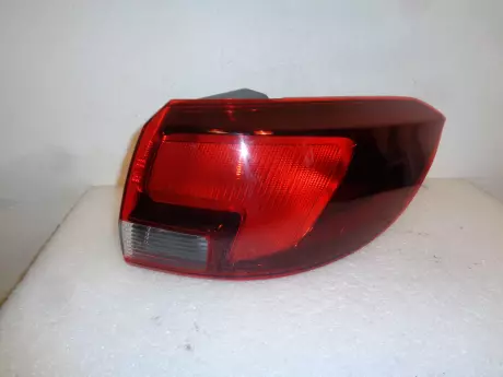 Opel astra K sports tourer pravá zadní lampa