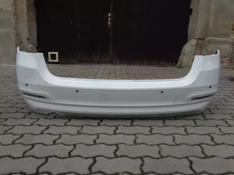 BMW 3 F31 LCI zadní nárazník Basis