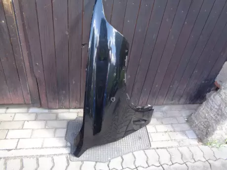 BMW X5 G05 blatník pravý