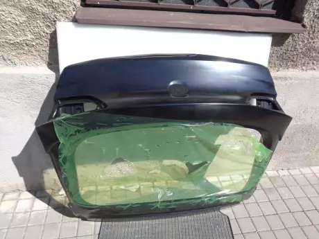 Opel astra K 5dv zadní víko