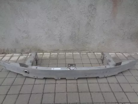BMW M3 a M4 přední výztuha