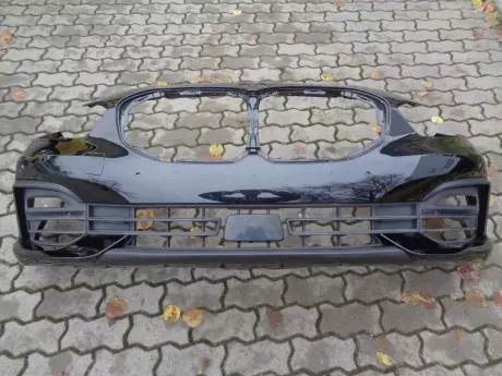 BMW 1 F40 přední nárazník basis