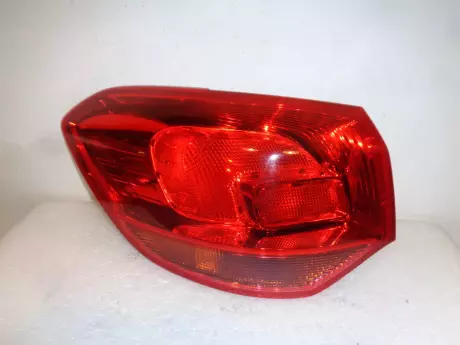 Opel astra J combi levá lampa