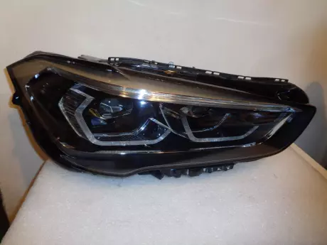 BMW X1 F48LCI pravý LED AHL ICON LIGHT
