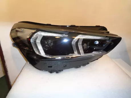 BMW X1 U11 pravý světlo LED AHL BMW X1 U11 pravý světlo LED AHL