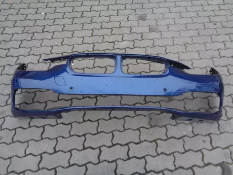 BMW 3 F30LCI nárazník přední Lines