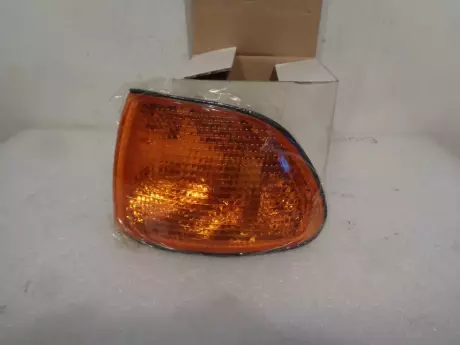 BMW 7 E38 levý blikač