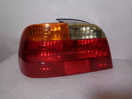BMW 7 E38 facelift levá zadní lampa
