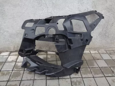 BMW 2 F44 držák levé mlhovky