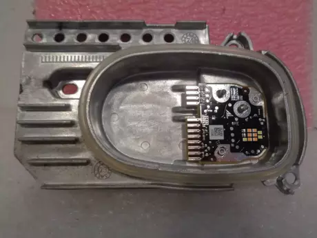 BMW X3 G0LCI modul blikače a DRL