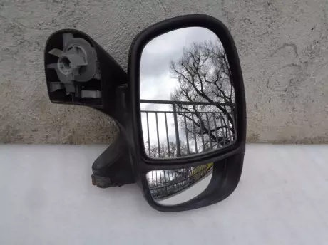 Opel vivaro pravý zrcátko