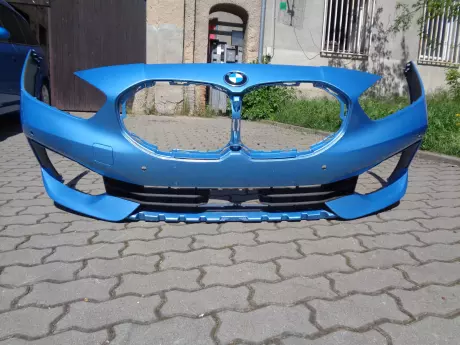 BMW 1 F40 přední nárazník basis