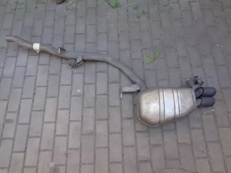 BMW 5 F10 zadní tlumič výfuku