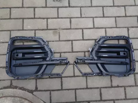 BMW X5 G05 mřížky nárazníku basis