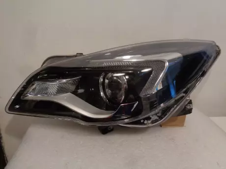Opel insignia facelift levý světlo HiR2 / LED