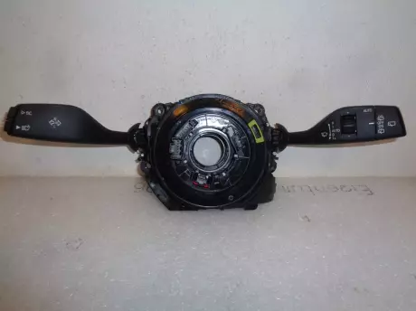 BMW 5 G31 spínací centrum řízení BMW 5 G31 spínací centrum řízení