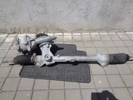 BMW 2 F45 el. převodka řízení