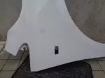 Opel corsa E pravý blatník