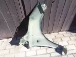 Opel corsa E levý blatník