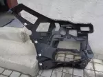 BMW 2 F44 držák levé mlhovky