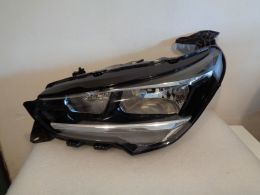 Opel corsa F levý světlo halogen  