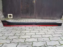 BMW 1 F40 pravý práh M-paket 