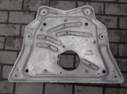 BMW X5 F15 plech pod nápravnici  