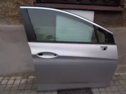 Opel astra K  pravý přední dveře  