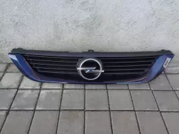 Opel vectra B maska 