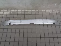 BMW 2 U06 přední výztuha 