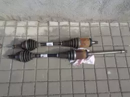 BMW X5 E70LCI a F15 přední poloosy 