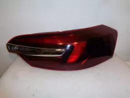 Opel insignia facelift combi lampa pravá  