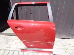 Opel astra H combi pravé zadní dveře  