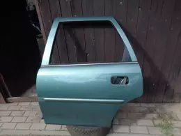 Opel vectra B caravan dveře levý zadní  