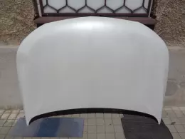 Opel Grandland kapota 