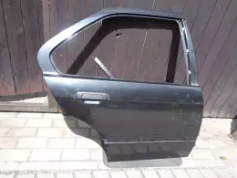 BMW 3 E36 dveře pravé zadní  
